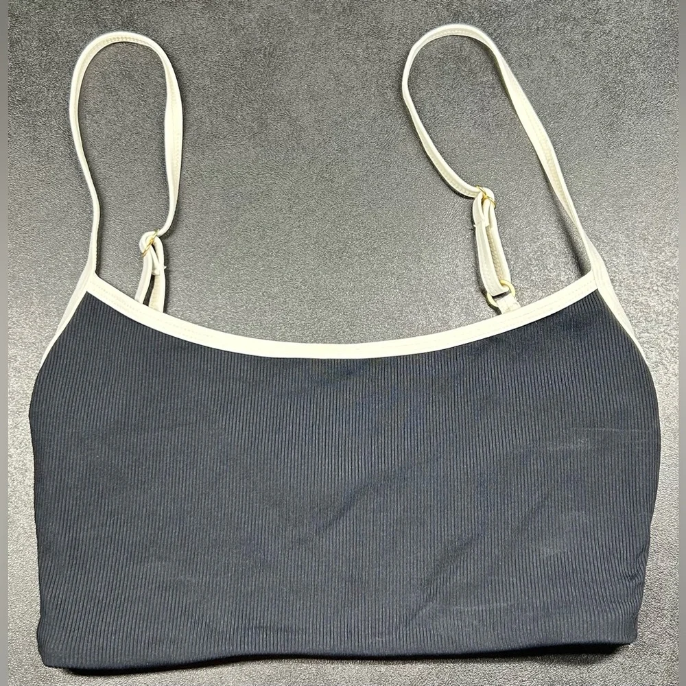 L⭐️Space Size L Adalyn Contrast Black with White Trim Bikini Top